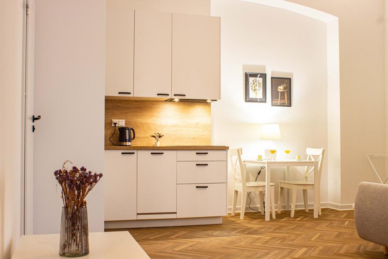 Mieszkanie W Sercu Warszawy Warsaw Exterior photo